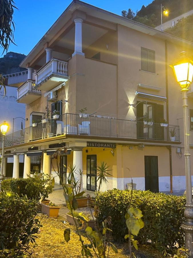 Sissi House Salerno Exterior foto